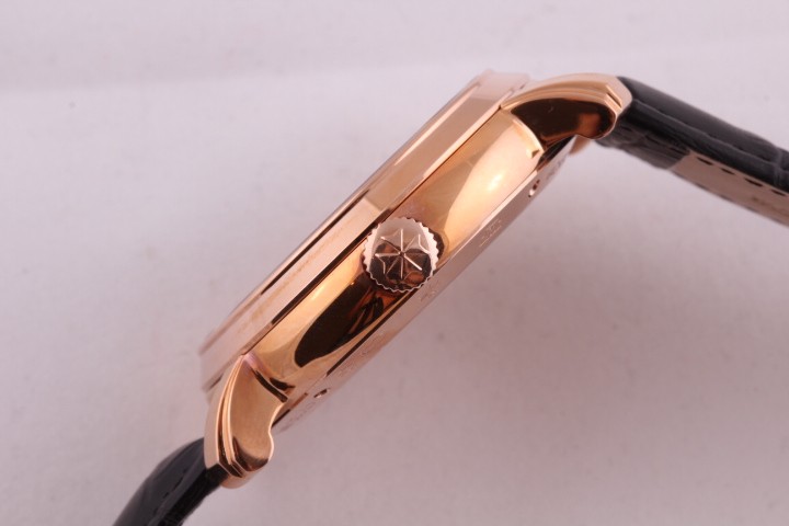 MM0471- Vacheron Constantin Gold