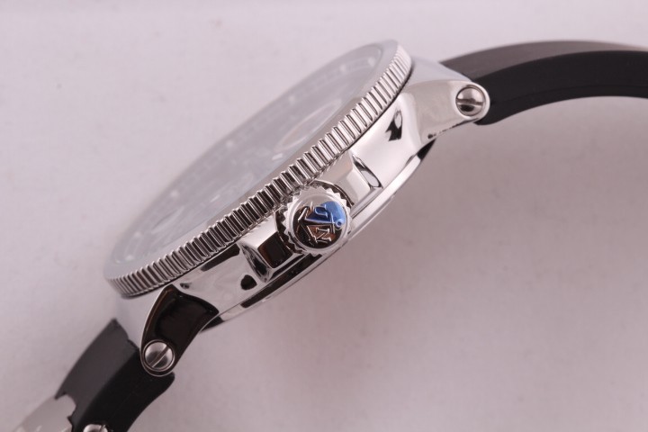 MM0433- Ulysse Nardin Marine Diver