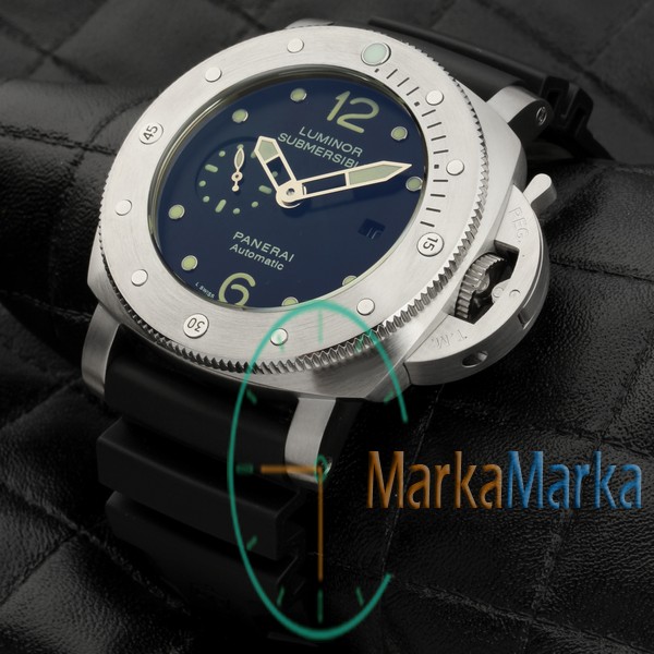 MM0705- Panerai Luminor Submersible