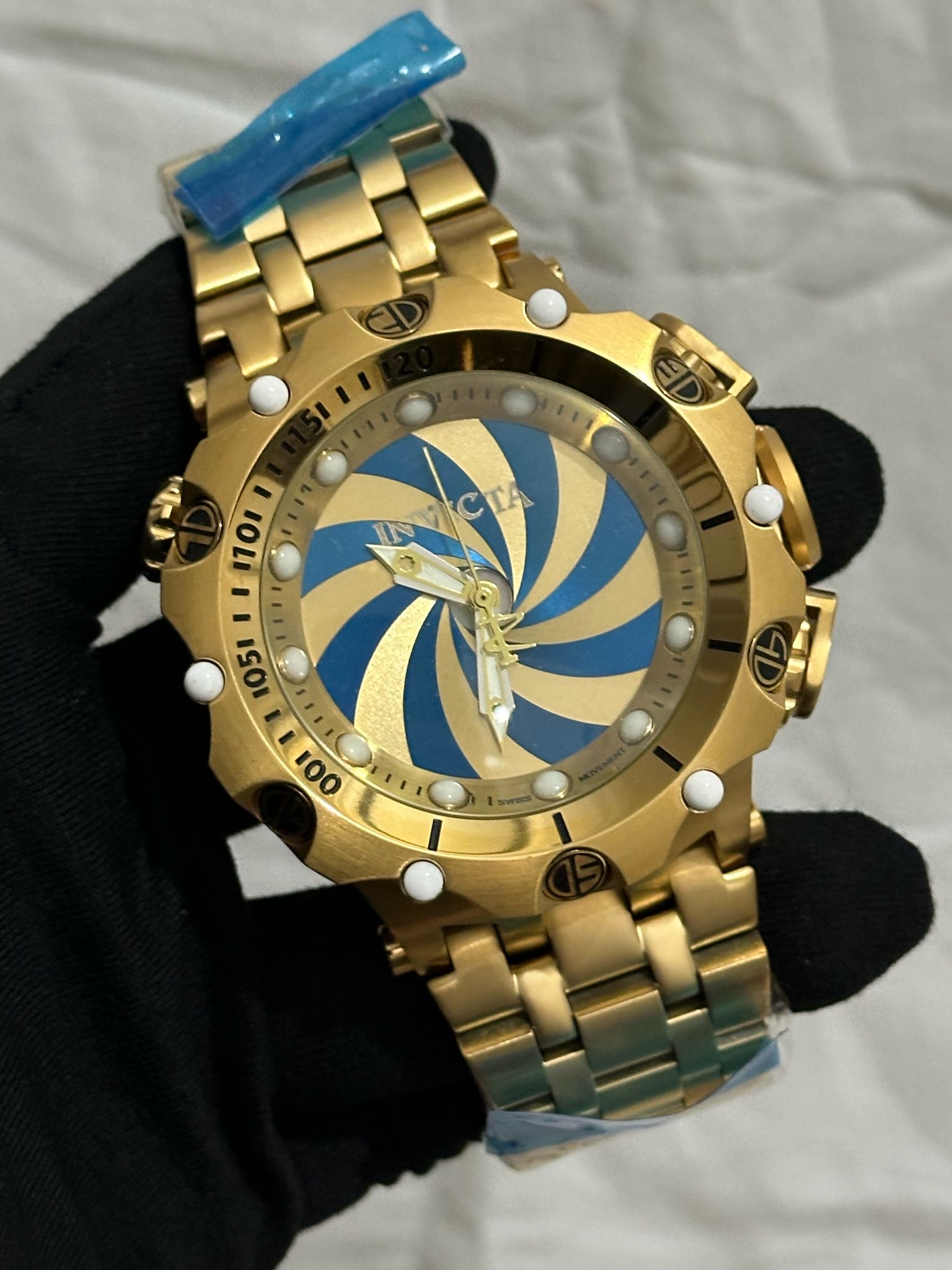 MM2468- Invicta Reserve Gold Chronograph