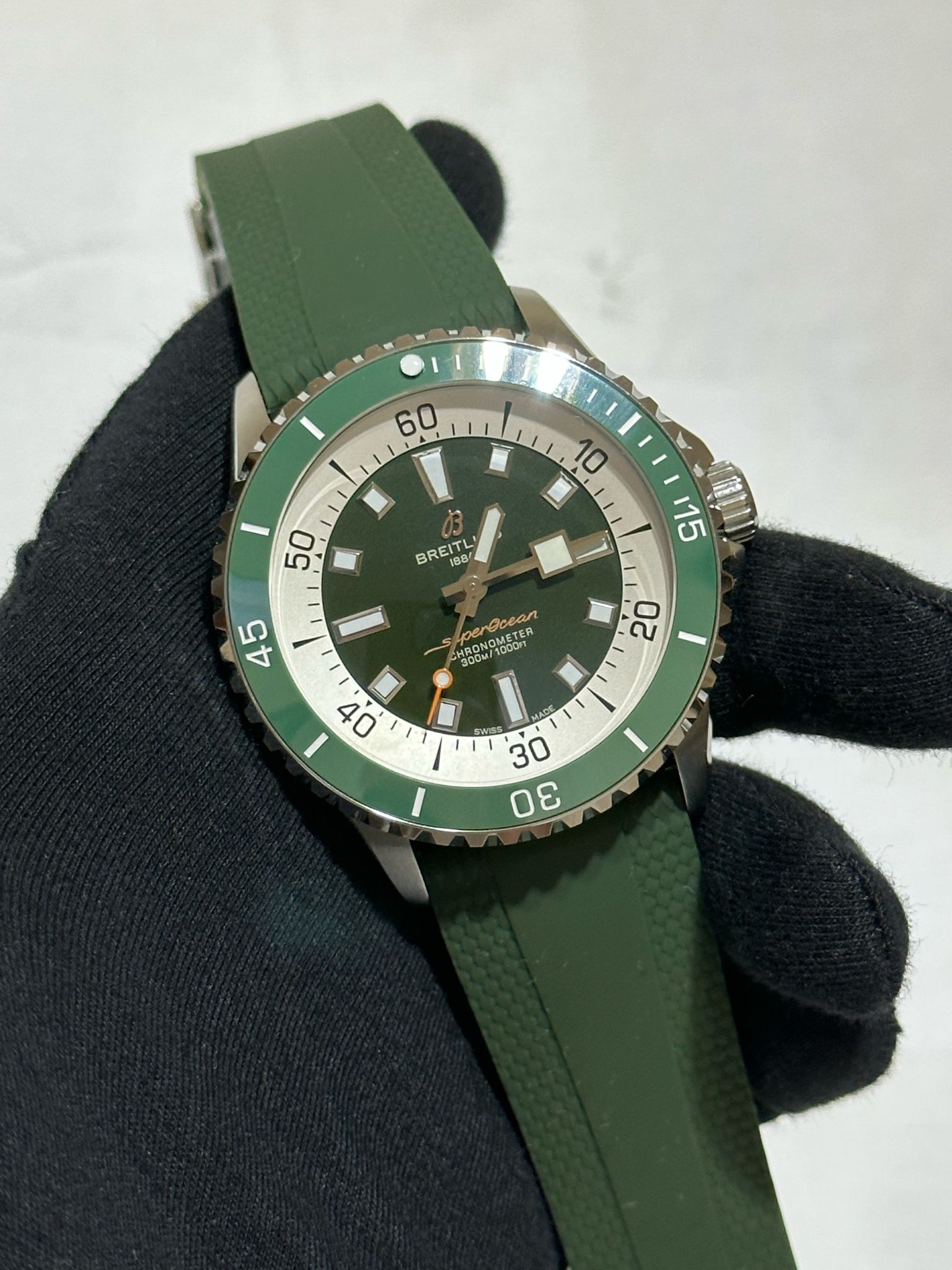 MM2489- Breitling 1884 Superocean