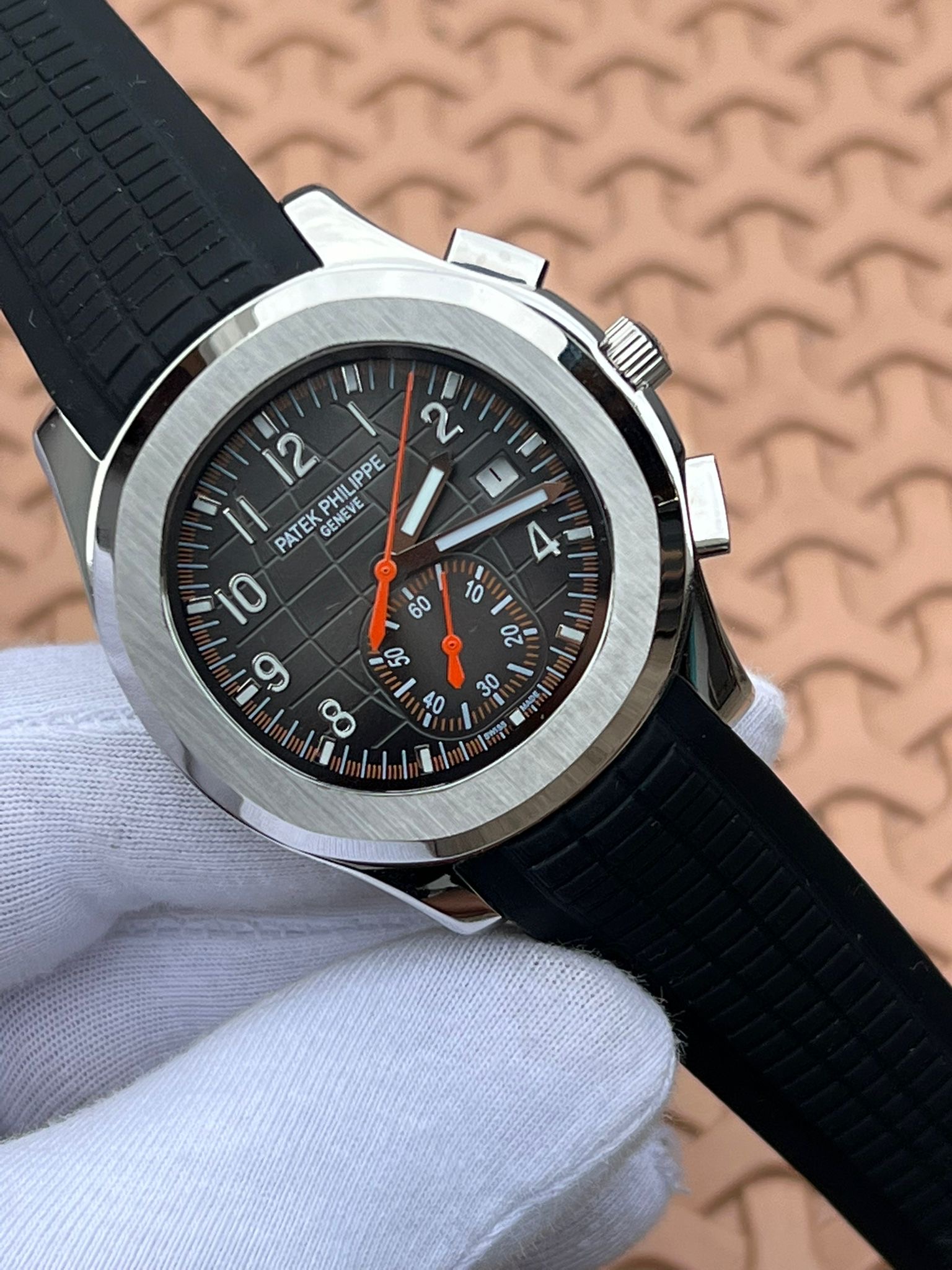 MM2628- Patek Philippe Aquanaut Grey